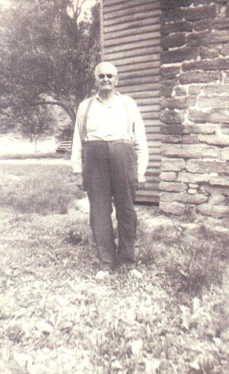Tom Humphress in 1948
