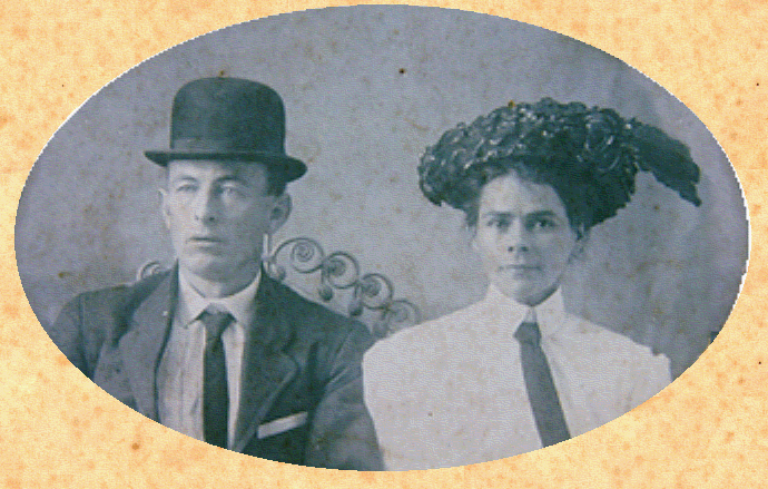 Atas & Sarah Hovious